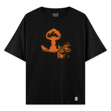 Cat Bomb - Oversize Bol Kalıp T-shirt